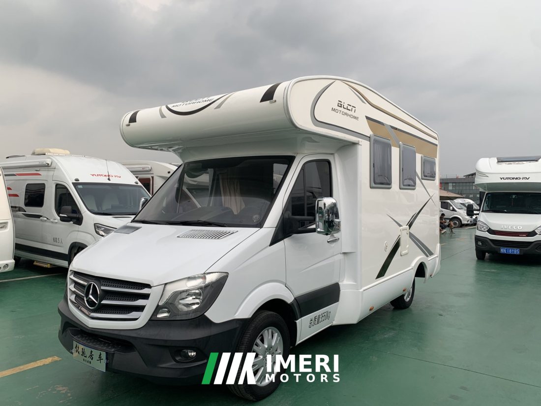 Mercedes-Benz 19 RV 3.5L - дом на колёсах из Китая