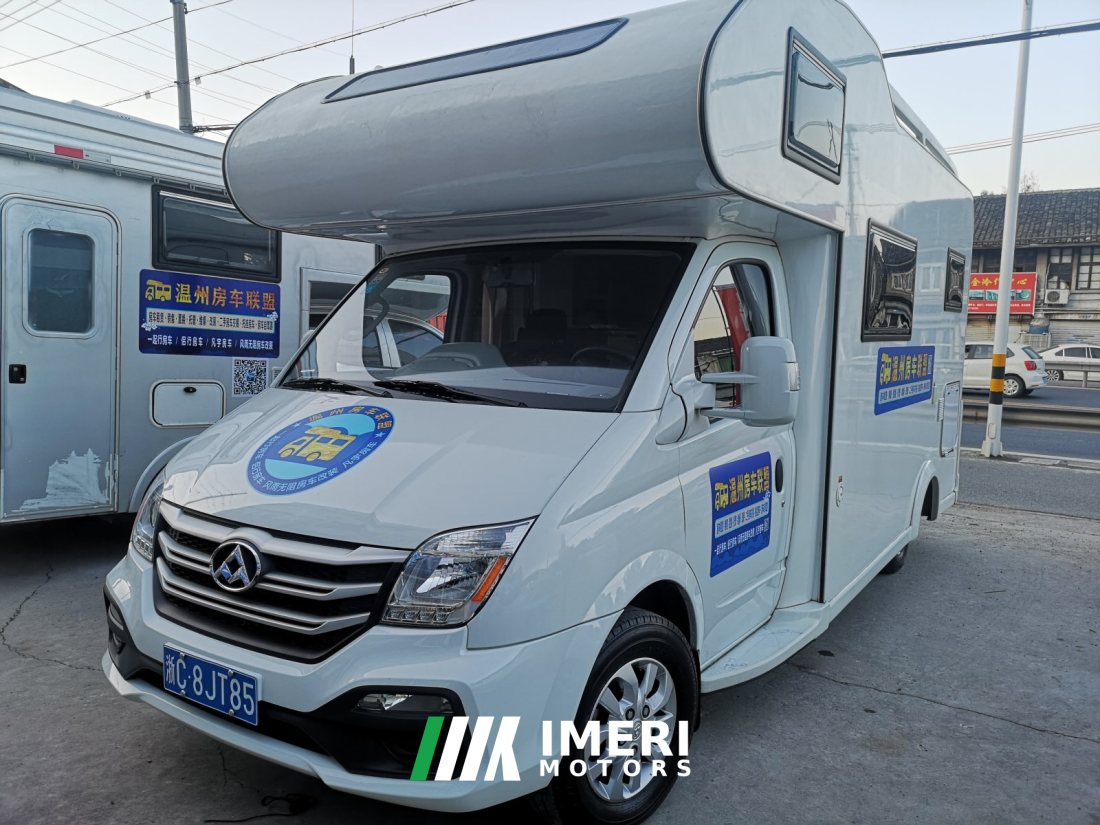 Maxus V80 automatic C 2.5L - дом на колёсах из Китая
