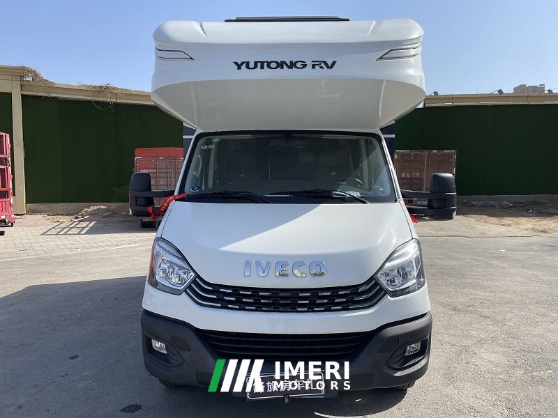 Iveco Yutong C RV 3.0T - дом на колёсах из Китая