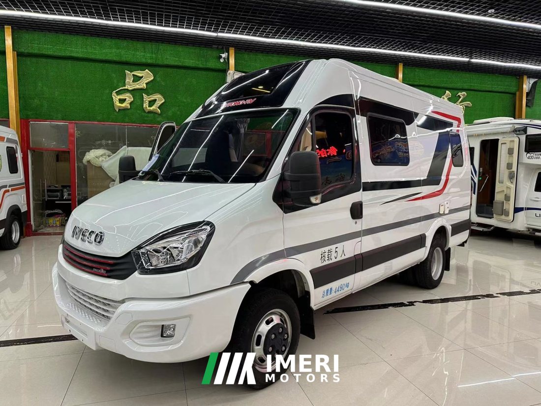 Iveco Yutong B RV 3.0T - дом на колёсах из Китая