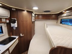 T RV 3.0T - фото 8
