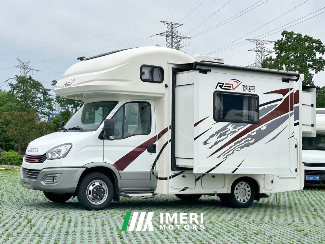 Iveco Ruifu V820 C RV 3.0L - дом на колёсах из Китая