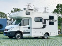 Iveco Longcui C RV 3.0T - фото 1
