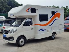 22 C RV 1.6L - фото 1