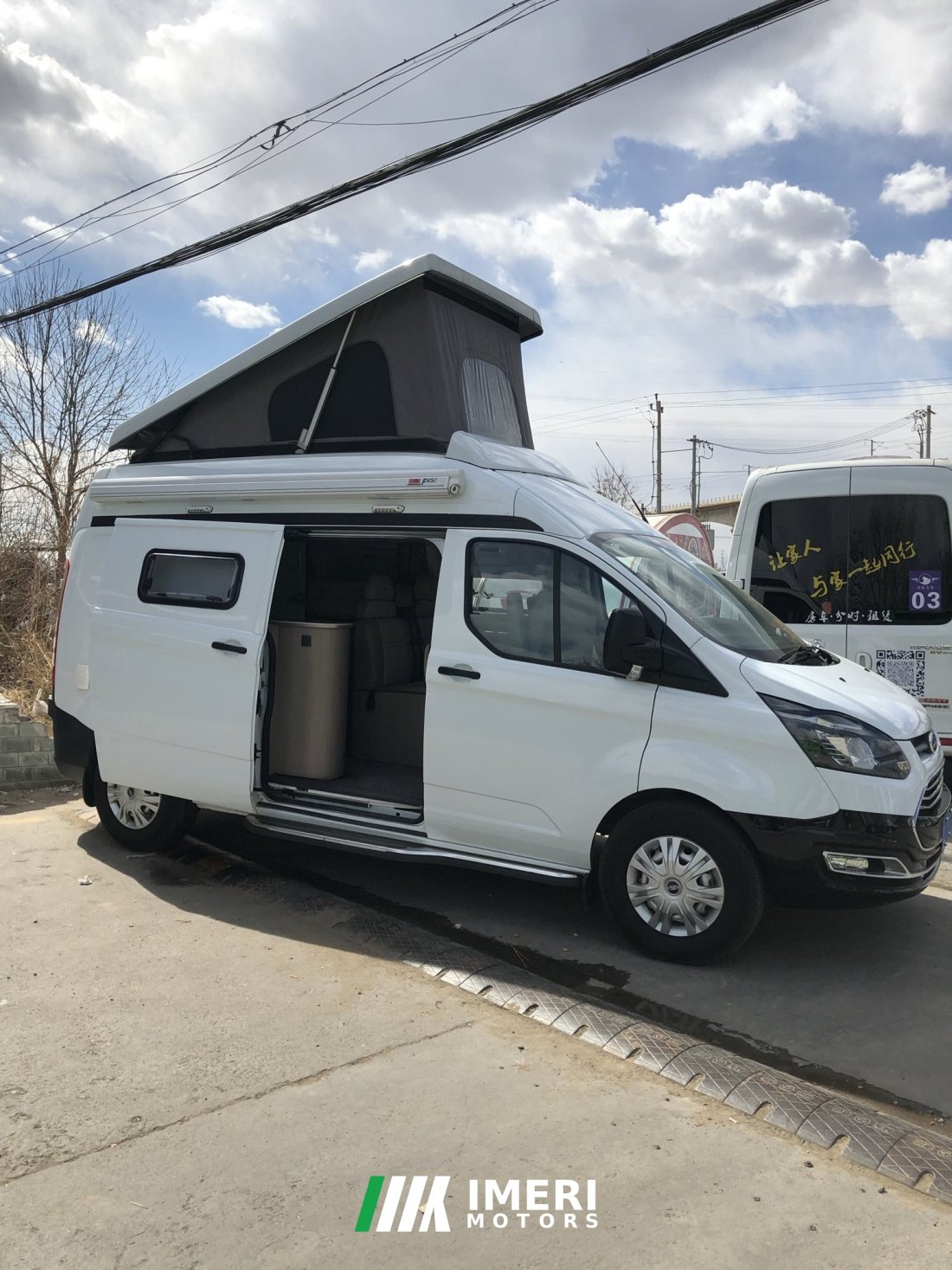 Ford 2.0T - дом на колёсах из Китая
