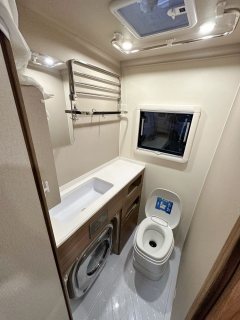 Maxus V90T RV 2.0T - фото 8