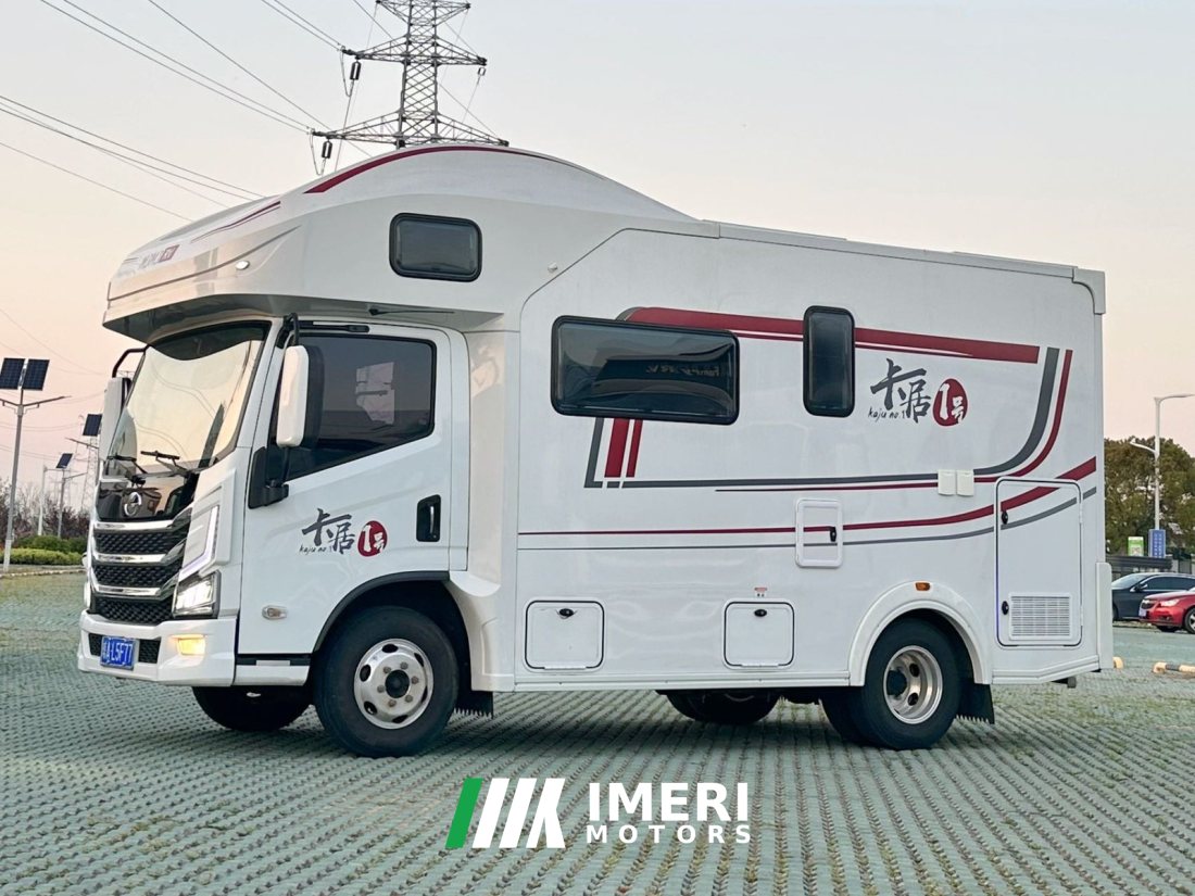 1H300 RV 2.0T - дом на колёсах из Китая