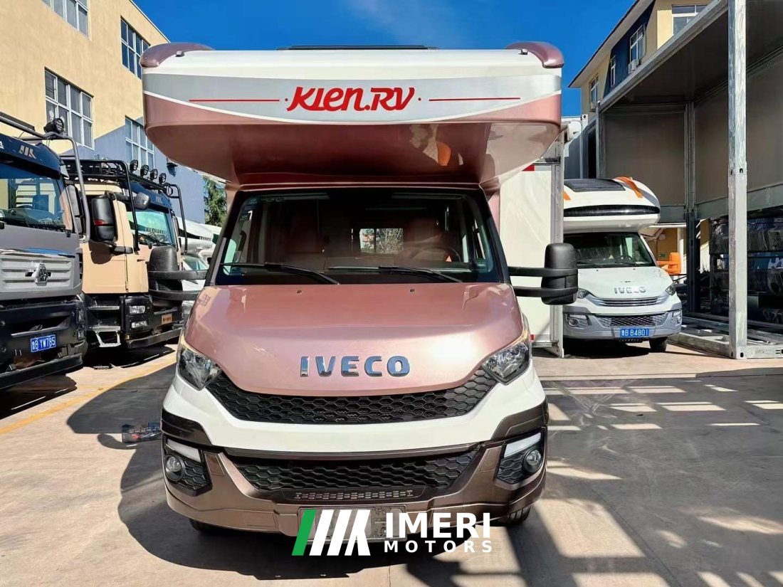 Yutong 17 3.0L - дом на колёсах из Китая