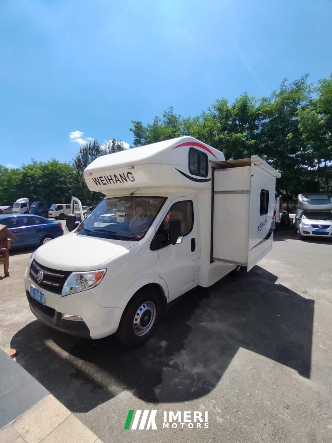 Dongfeng 12 Weihang 3.0T - дом на колёсах из Китая