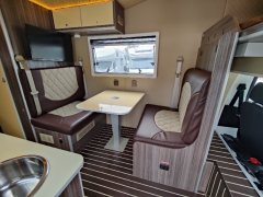 20 automatic RV 2.0T - фото 8