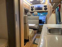 17 B RV 2.8L - фото 4