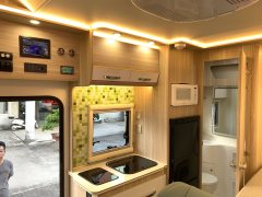RV 3.0T - фото 8
