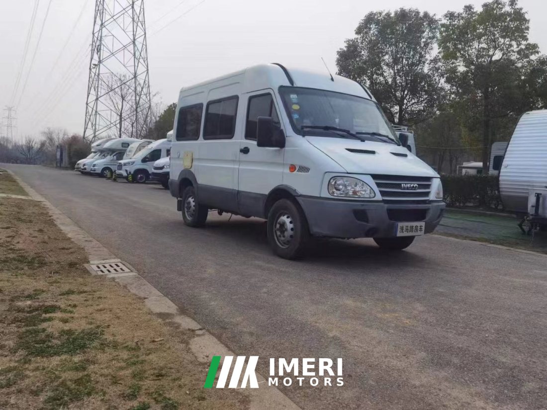 Iveco camper 2.8T - дом на колёсах из Китая