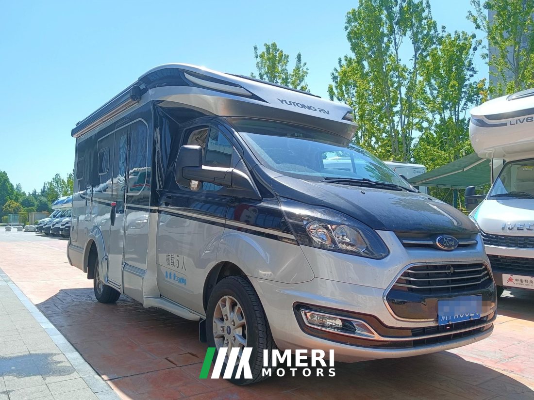 Yutong C520 2.0L - дом на колёсах из Китая