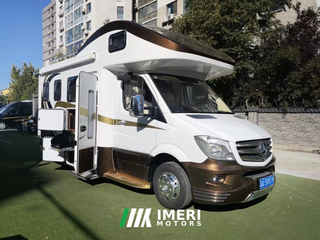 Mercedes-Benz 24k RV 5000 3.5L - дом на колёсах из Китая