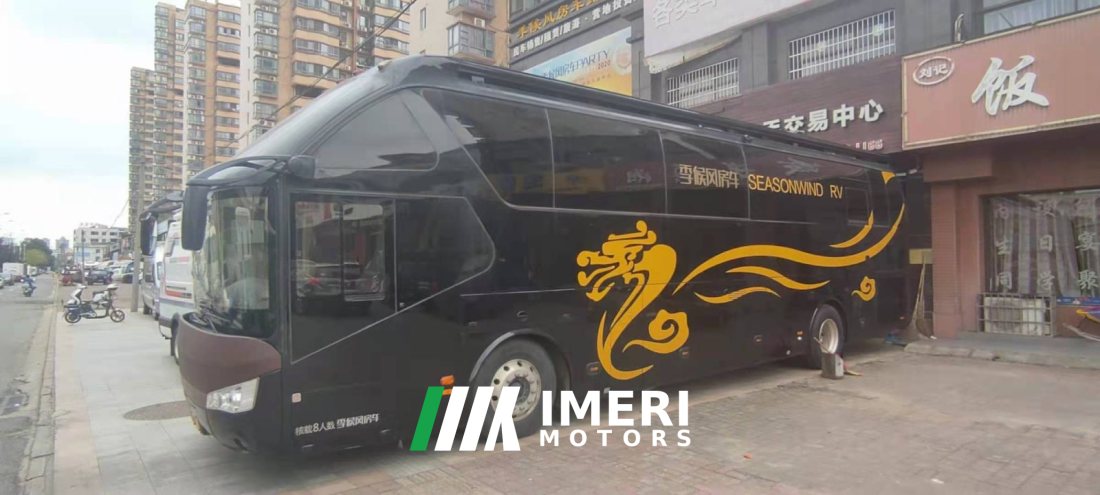 Автобус - дом на колёсах из Китая