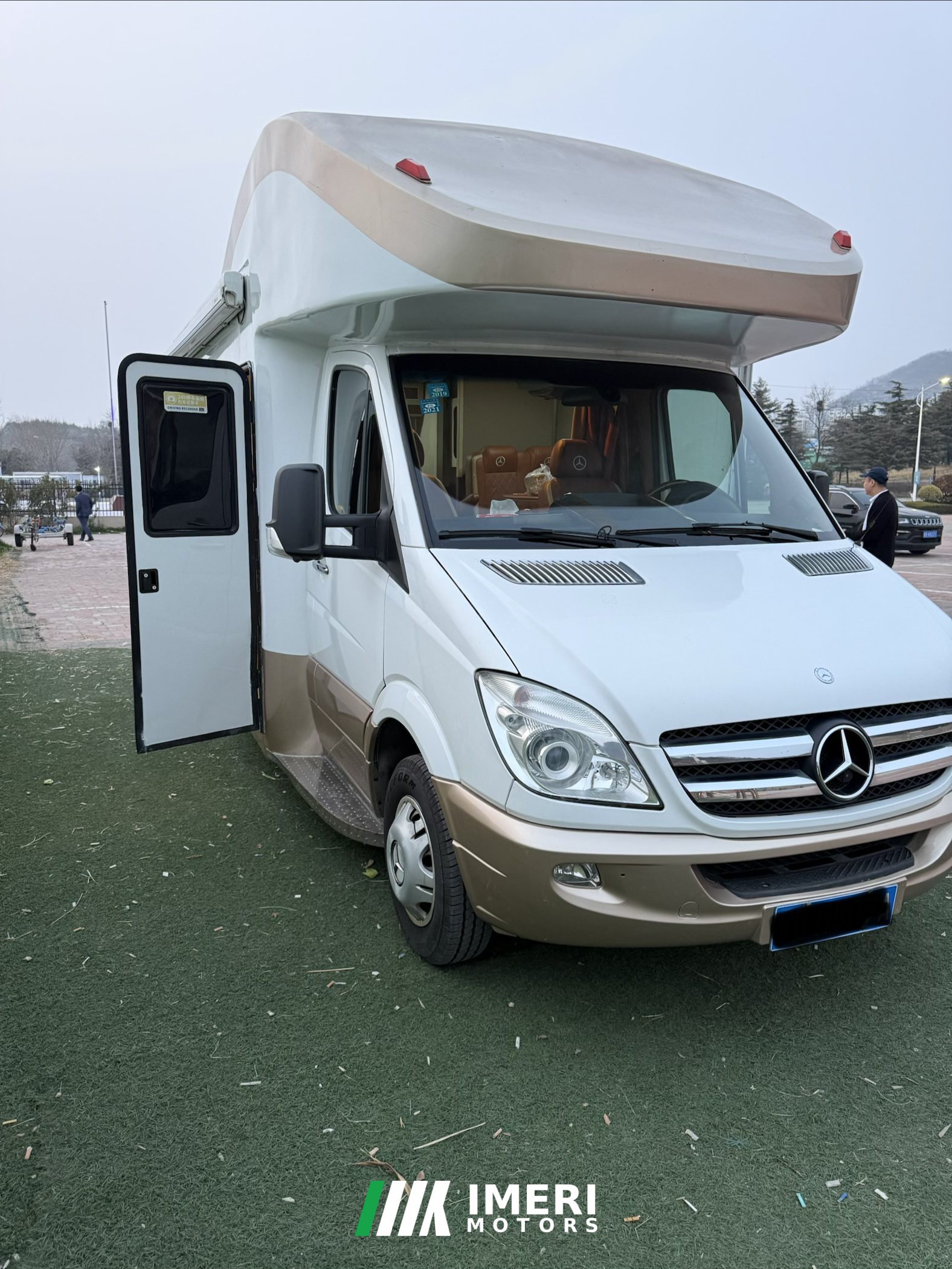 Mercedes-Benz 3.5L