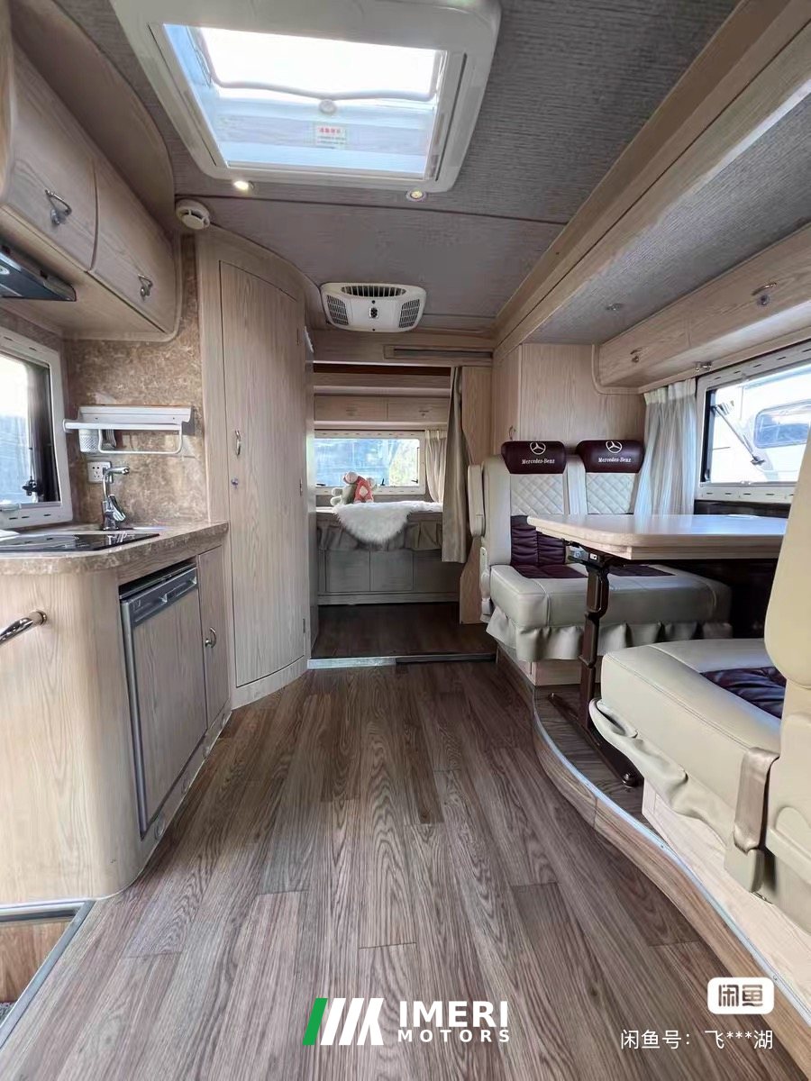 Mercedes-Benz RV 3.5L - дом на колёсах из Китая