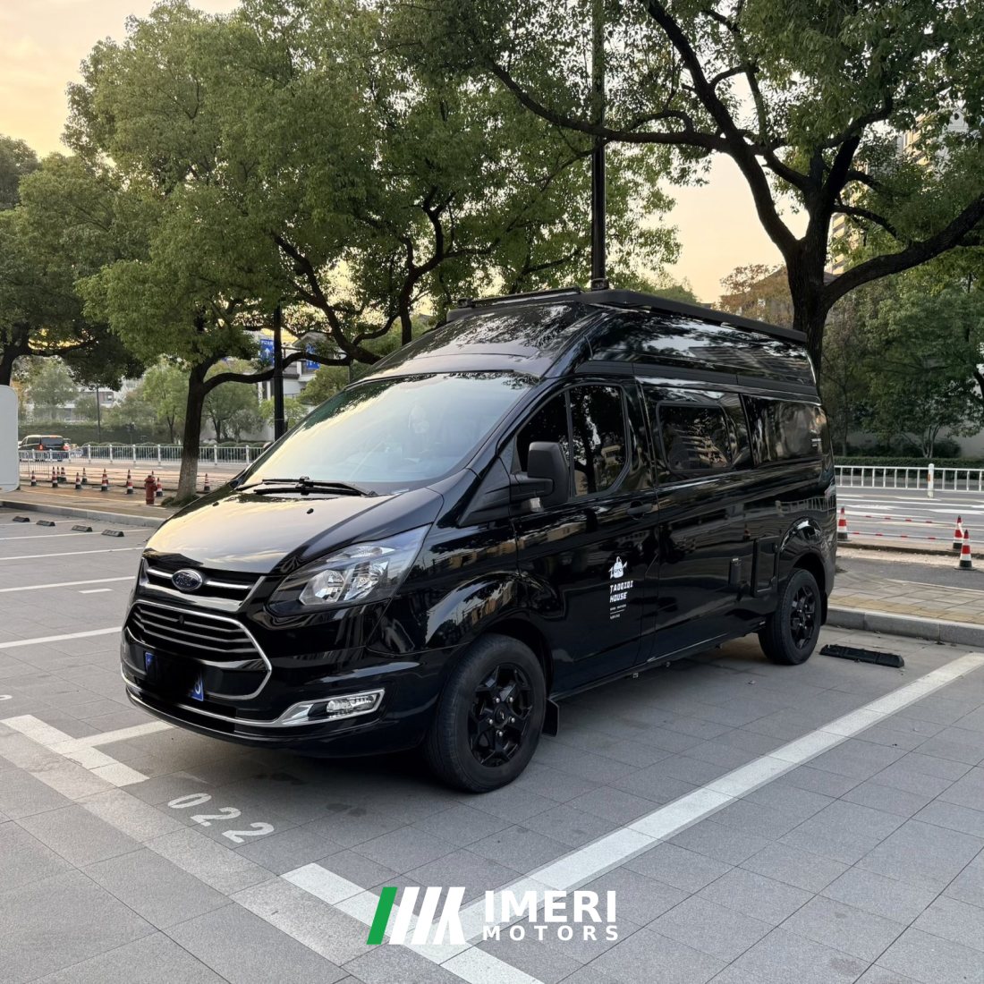 Ruifu R500 Edition RV 2.0L - дом на колёсах из Китая