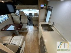 V80 RV 2.5L - фото 3