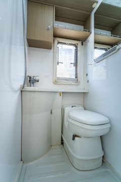 Iveco T RV 3.0L - фото 4