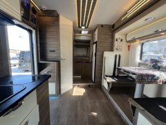 RV 3.0L - фото 8