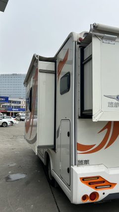 Jinghang RV 3.0L - фото 2