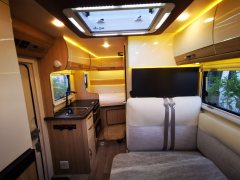 19 T RV 2.0L - фото 8