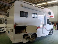 Iveco 8At automatic C RV 3.0L - фото 2