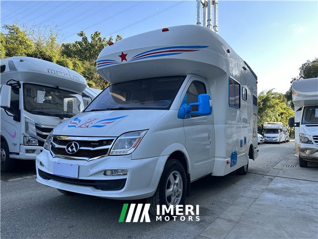 Maxus 18 RV80 C RV 2.5L - дом на колёсах из Китая