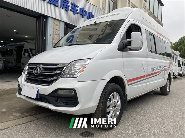 Maxus 18 V80 2.5L - дом на колёсах из Китая