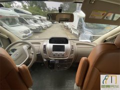 Maxus 18 RV80 B RV 2.5L - фото 4