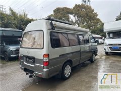 18 B RV 2.0L - фото 7