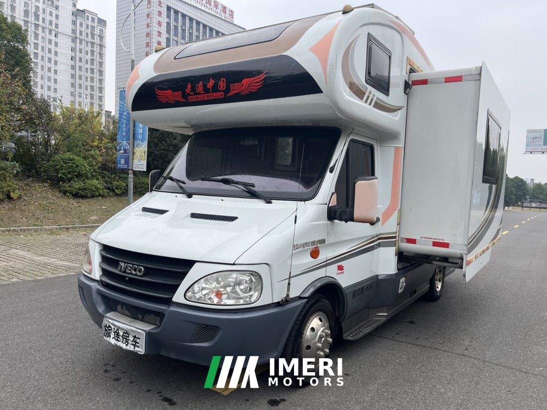 Iveco 14 Zhongyi 3.0L - дом на колёсах из Китая