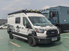 23 350SRW 4WD off-road RV 3.5L - фото 3