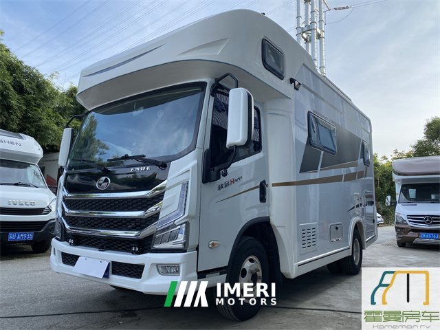 22 H500 RV 2.8L - дом на колёсах из Китая
