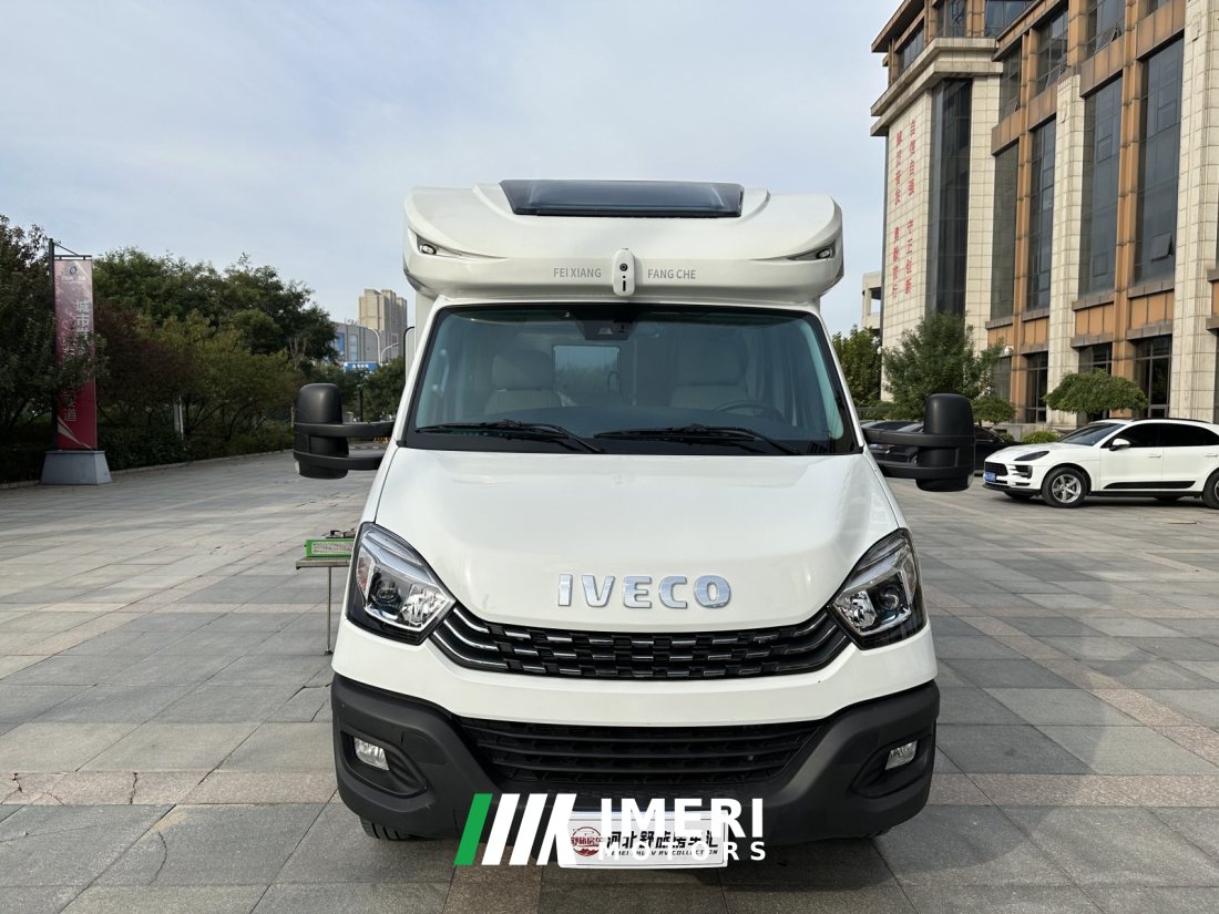 Iveco T 3.0L - дом на колёсах из Китая