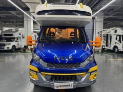 Iveco 18 RV 3.0L - фото 1