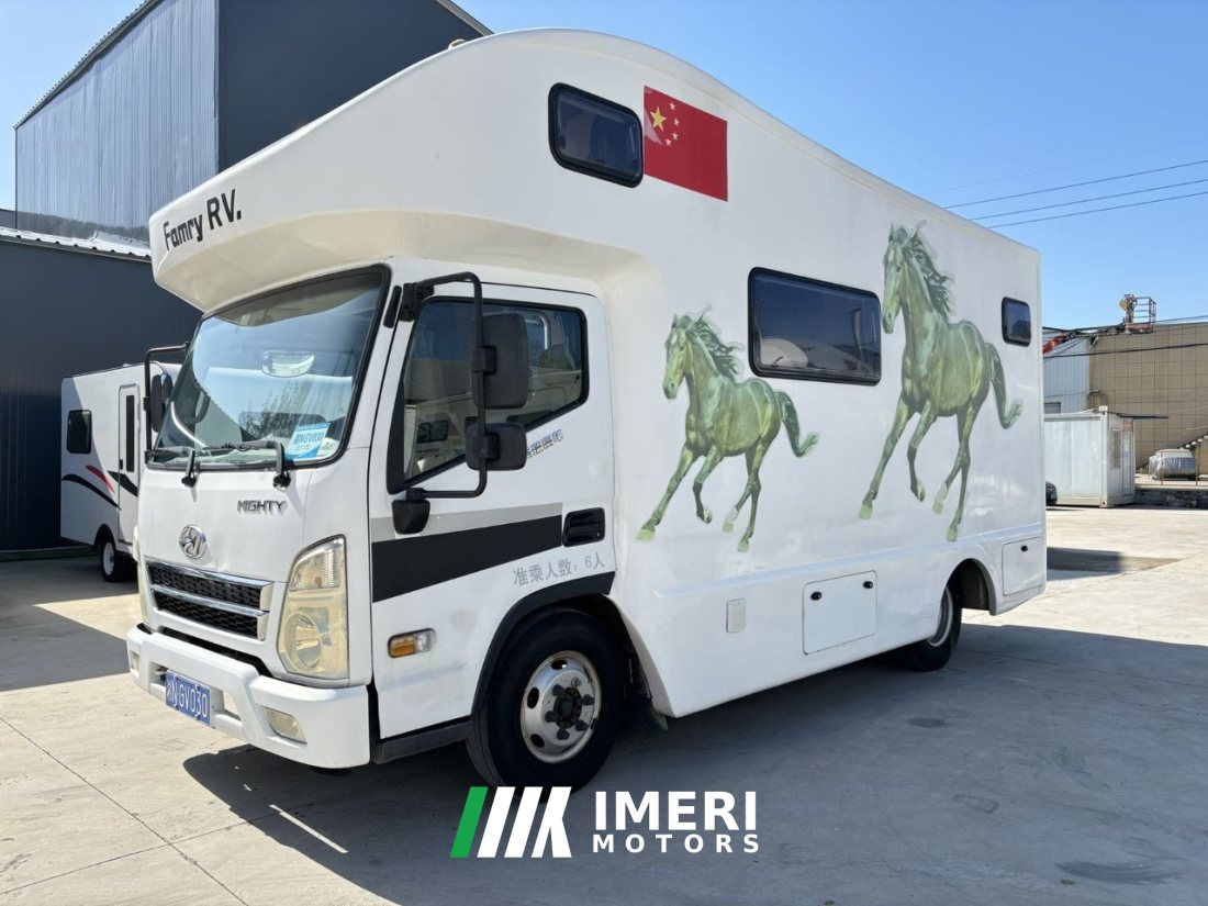 Hyundai 2.8L - дом на колёсах из Китая