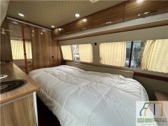 18 B RV 2.0L - фото 5
