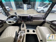 Isuzu 19 700P C RV 5.2L - фото 8