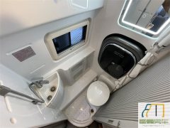 Yutong B311 Maxus V90 RV 2.0L - фото 3