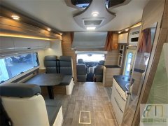 C RV 2.8L - фото 6