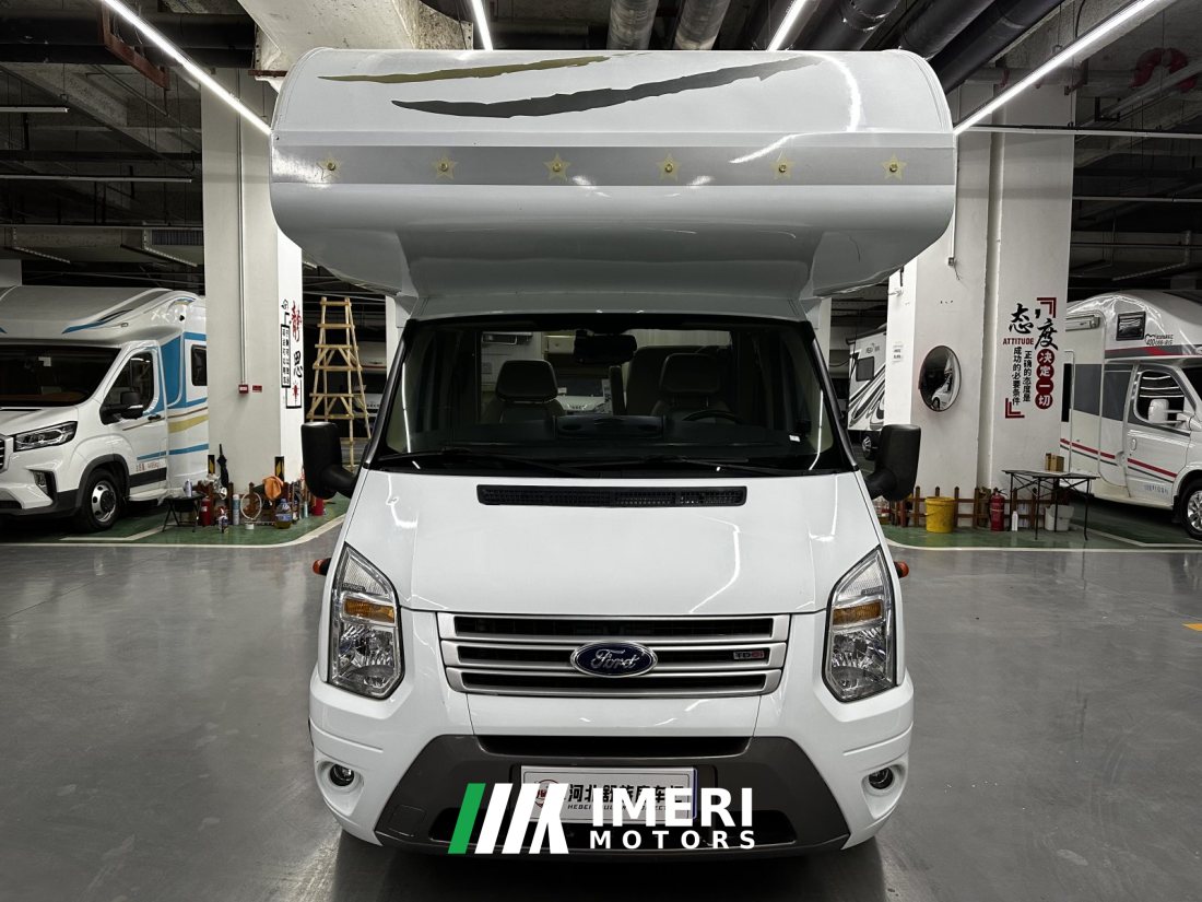 Ford Zhongyi c RV 2.2T - дом на колёсах из Китая