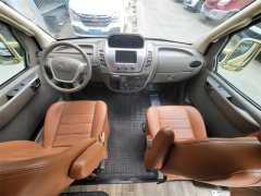 Maxus RV80 RV 2.5L - фото 2