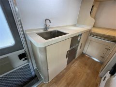 Maxus RV80 2.5T automatic C RV 2.5L - фото 5
