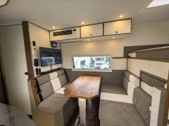 23 7S600 4WD off-road RV 6.7T柴油 - фото 4