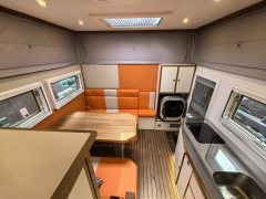24 M50 4WD off-road RV 4.0T柴油 - фото 8