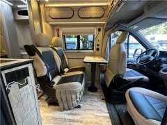 Maxus V90 2.0TB RV 2L - фото 8