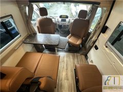 Maxus RV80B RV 2.5T - фото 8